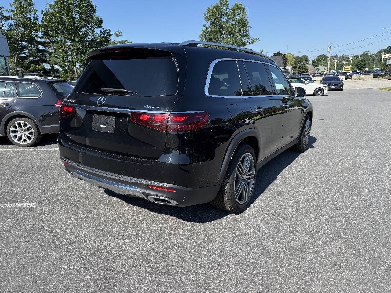 Used 2025 Mercedes-Benz GLS 450 4MATIC image 6