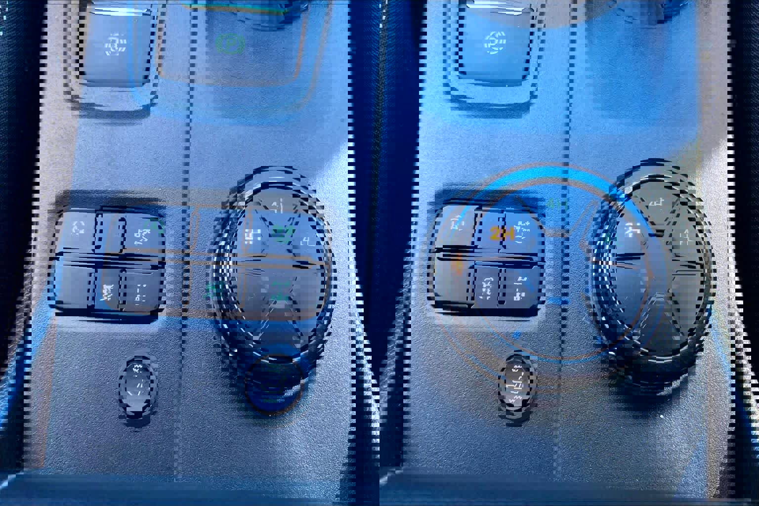 Used 2024 Ford Ranger XLT w/ Trailer Tow Package image 35