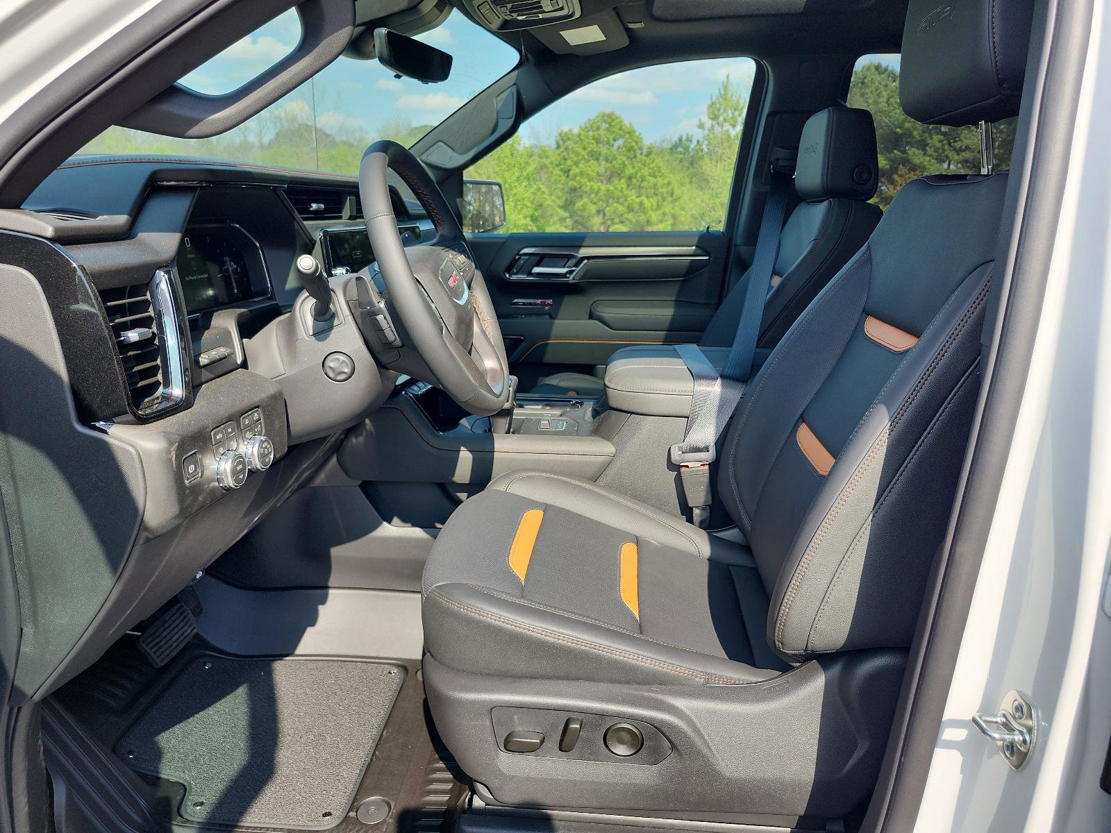 New 2026 GMC Sierra 1500 AT4 image 19