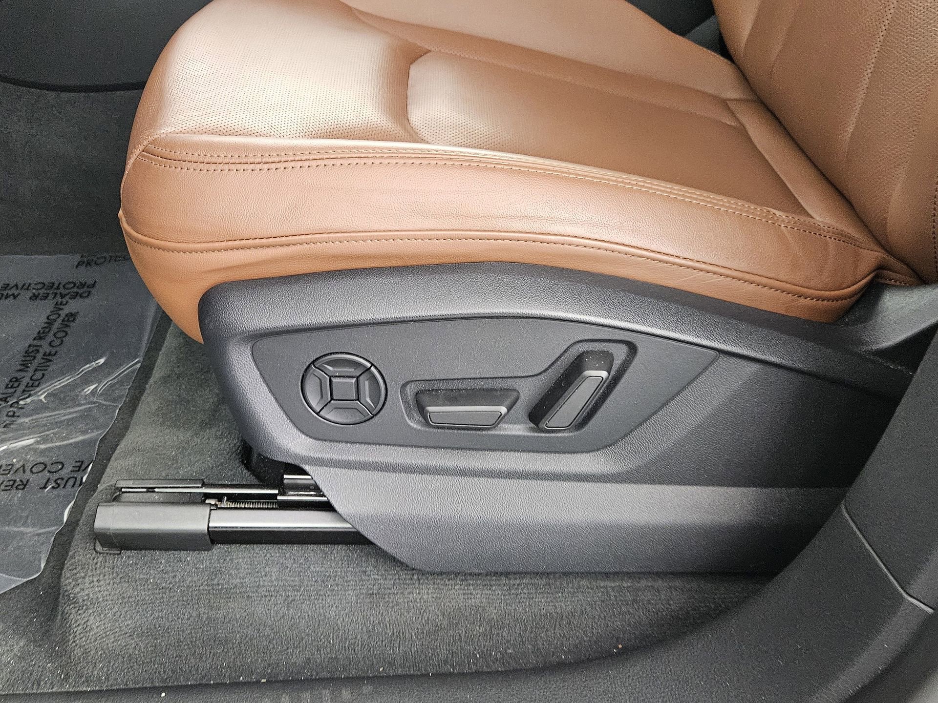 Certified 2022 Audi Q8 Premium Plus AWD/4WD image 13
