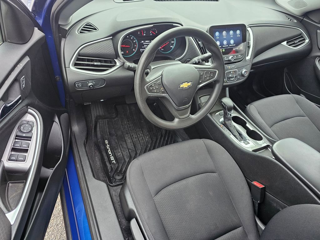 Used 2023 Chevrolet Malibu LS image 15