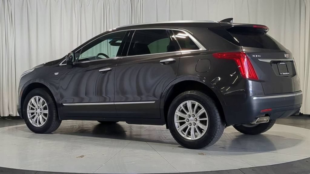 Used 2018 Cadillac XT5 FWD w/ LPO, Wheel Lock Package image 8