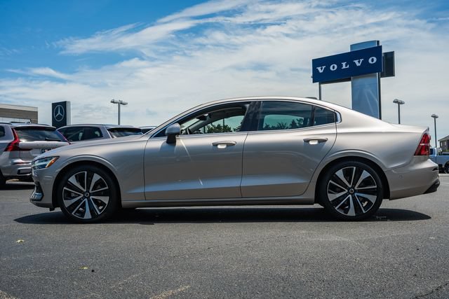 Certified 2023 Volvo S60 B5 Ultimate AWD/4WD image 4