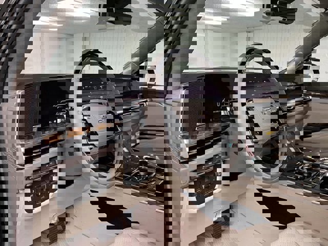 New 2025 Cadillac Escalade ESV Sport Platinum w/ LPO, ONYX Package image 14