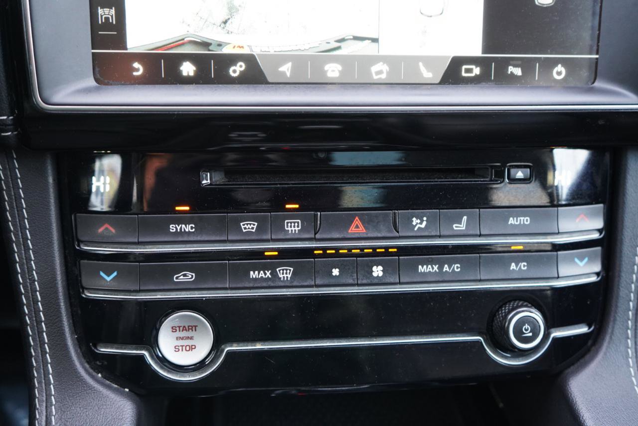 Used 2020 Jaguar F-PACE R-Sport image 50