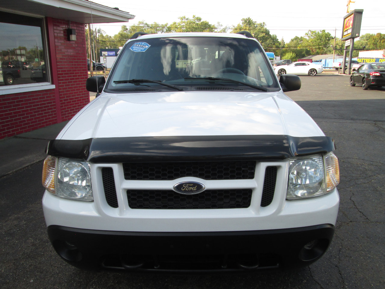 Used 2003 Ford Explorer Sport Trac XLT image 8