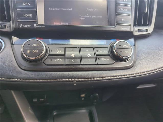 Used 2018 Toyota RAV4 XLE image 11