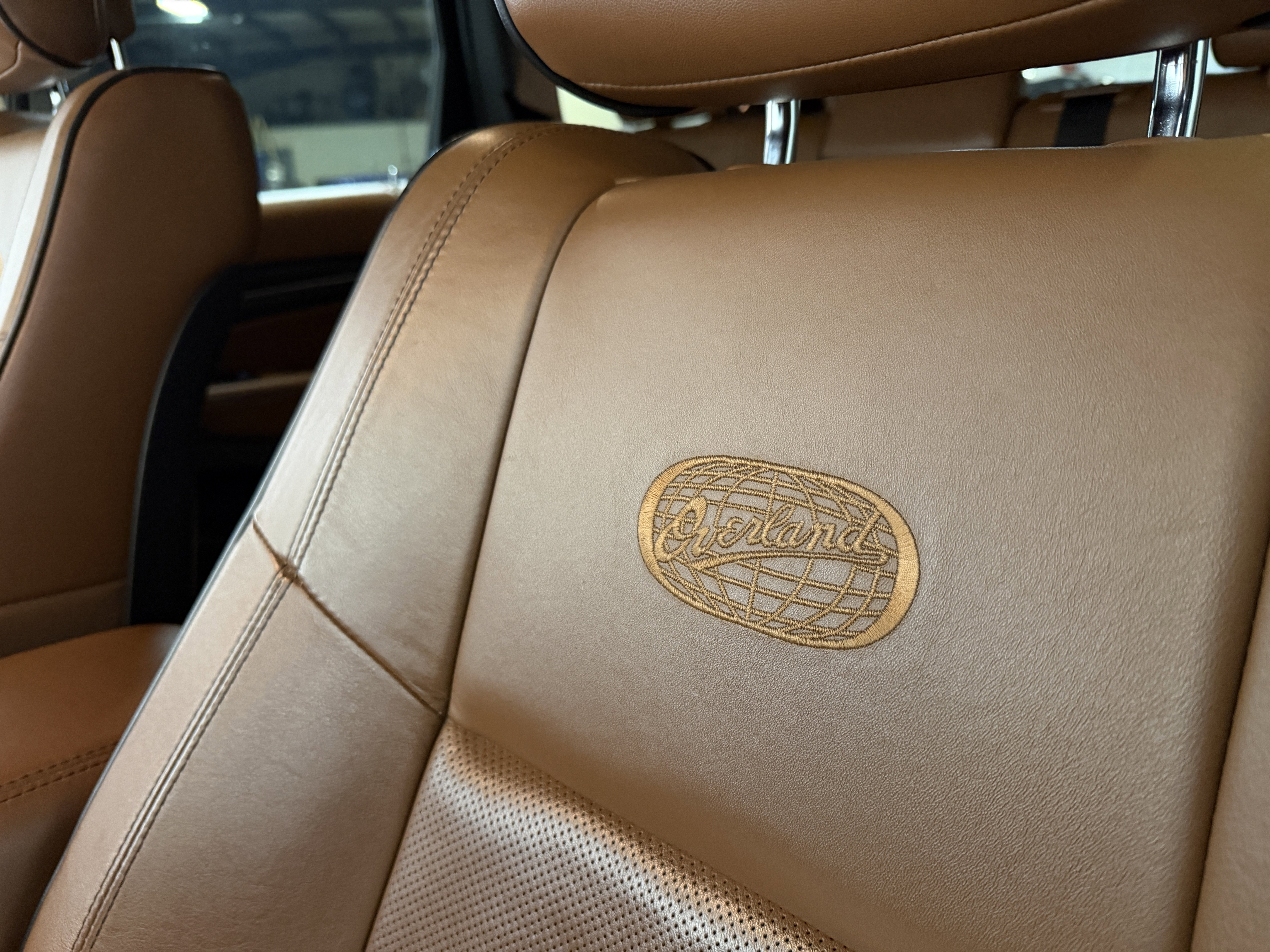 Used 2020 Jeep Grand Cherokee Overland image 26