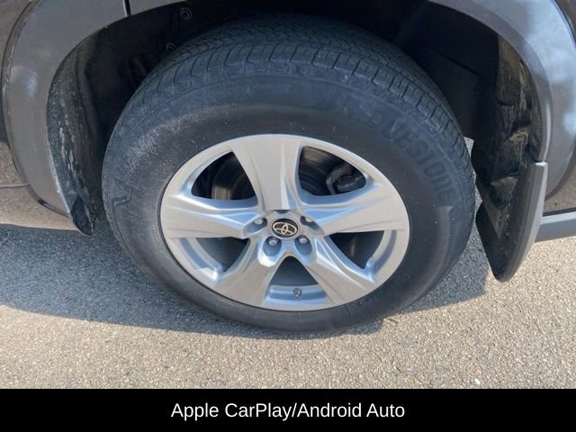 Used 2022 Toyota Highlander L AWD/4WD image 11