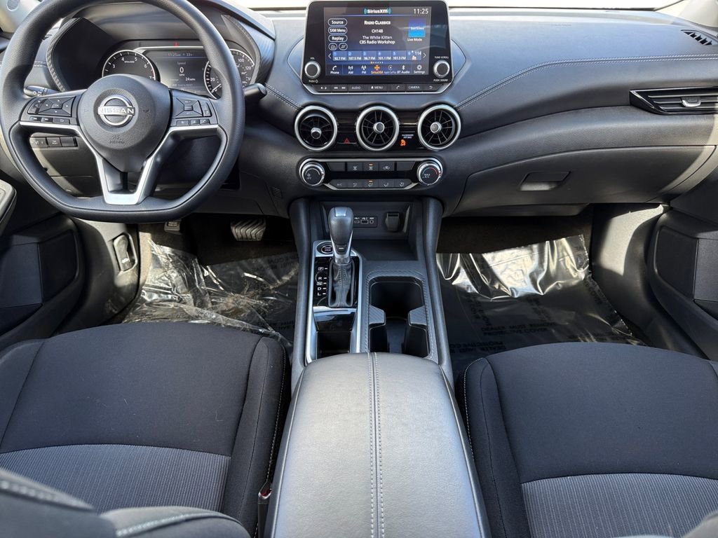 Certified 2025 Nissan Sentra SV image 10