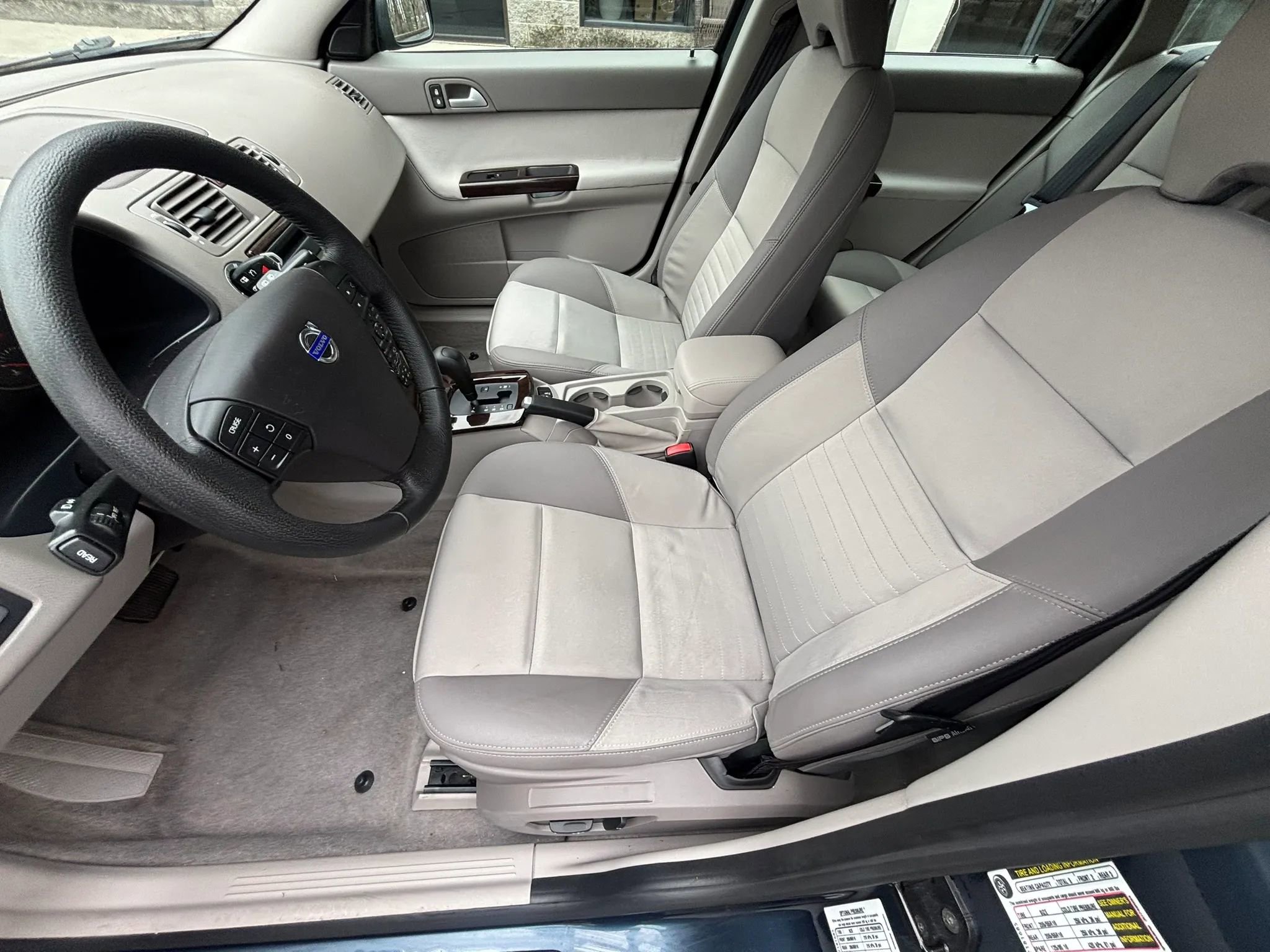 Used 2006 Volvo V50 2.4i FWD image 18