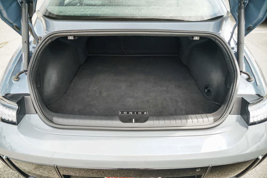 Used 2024 Hyundai Ioniq 6 SEL RWD image 26