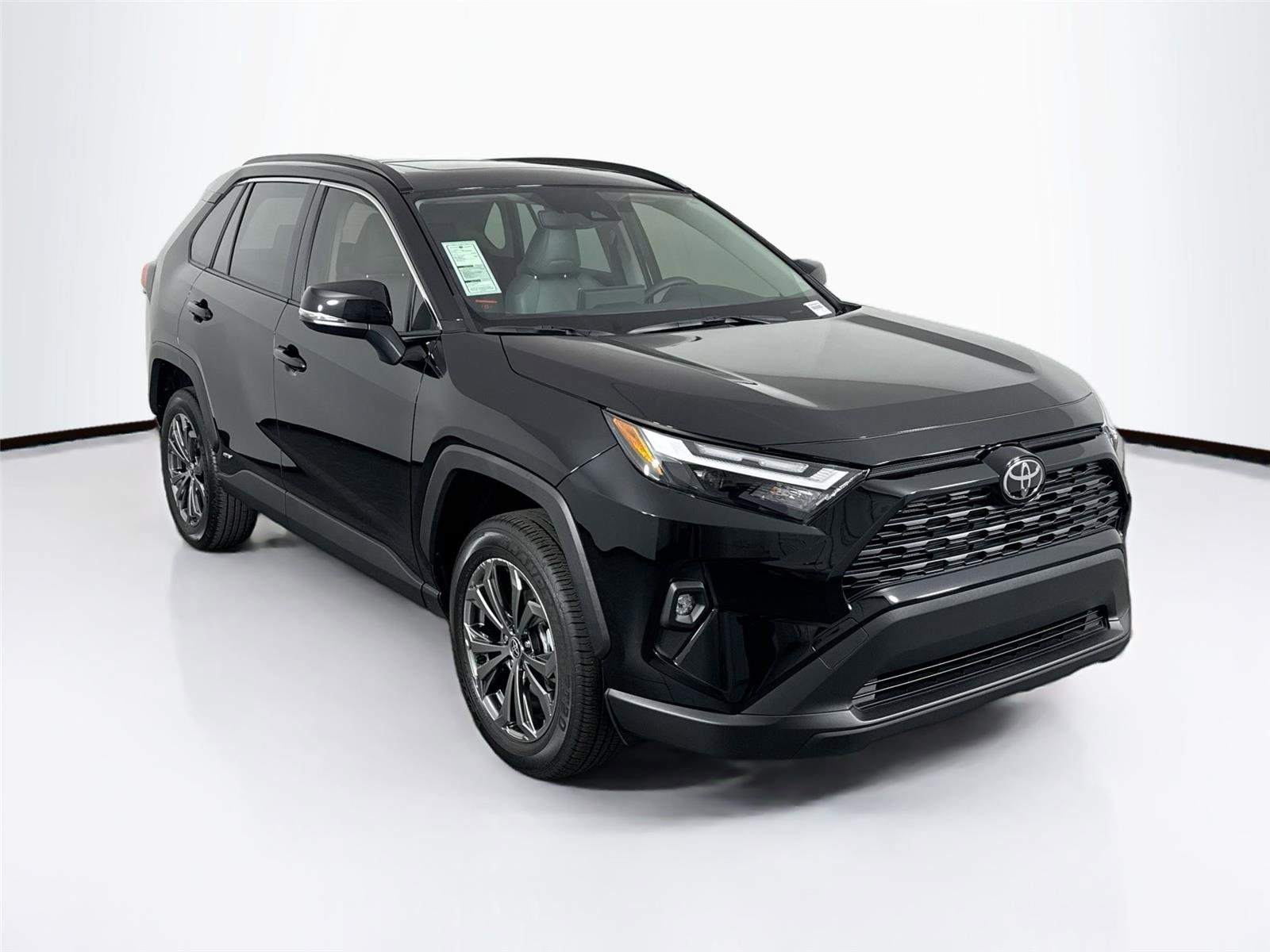 Certified 2025 Toyota RAV4 XLE Premium image 10