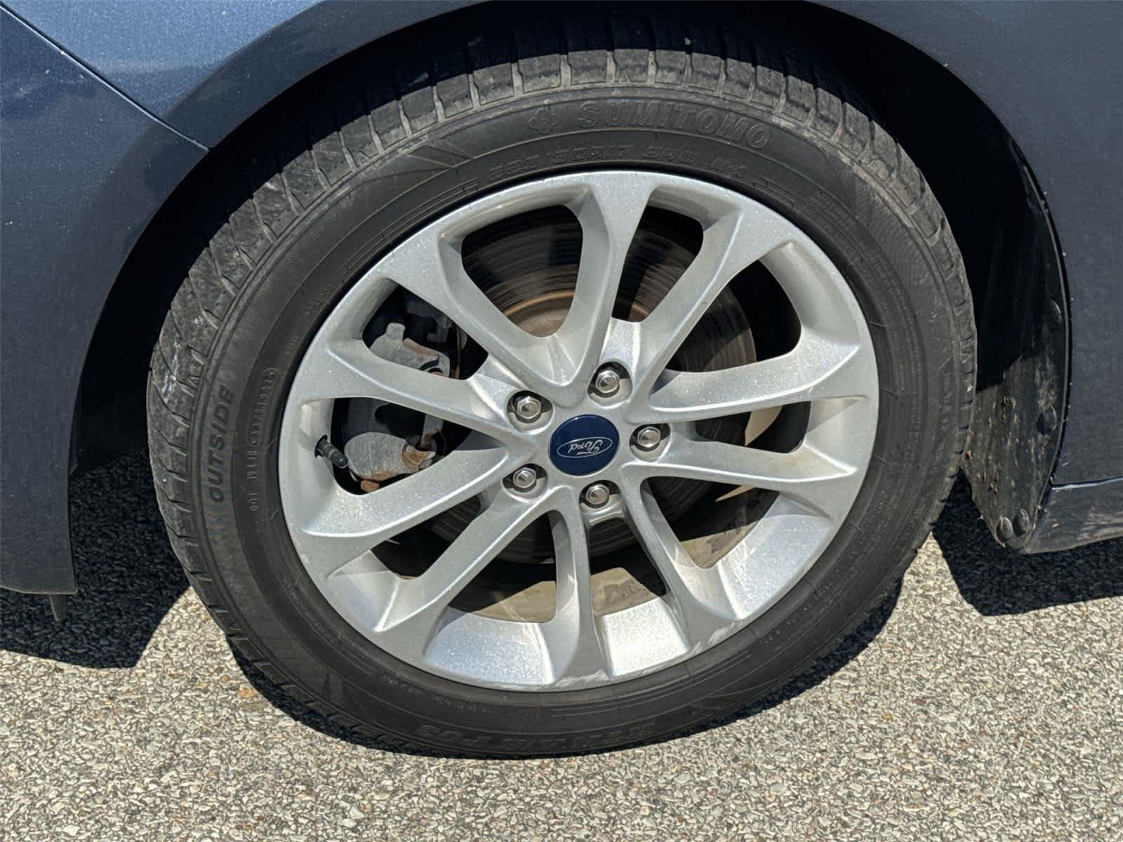 Used 2019 Ford Fusion Energi Titanium FWD image 11