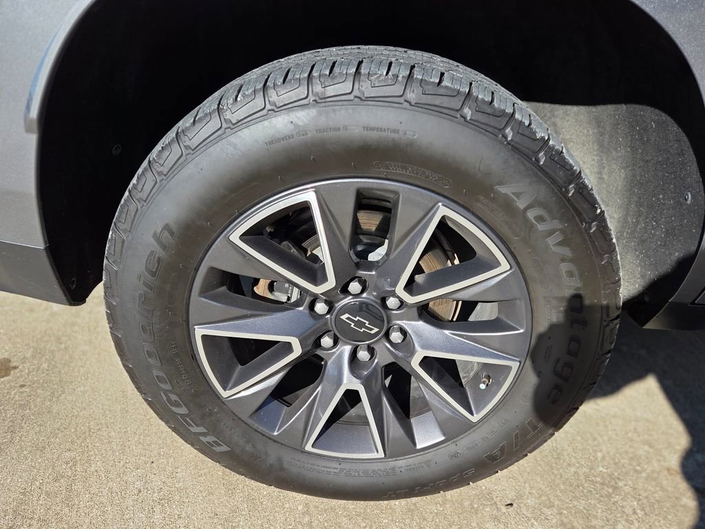 Used 2022 Chevrolet Tahoe Z71 image 12