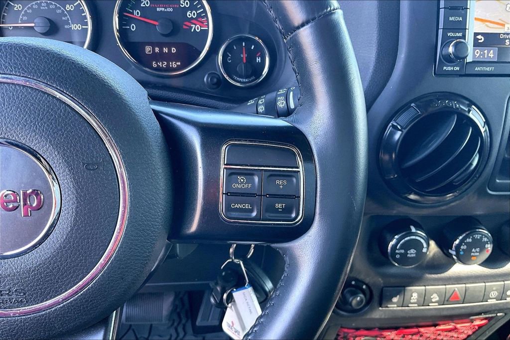 Used 2017 Jeep Wrangler Unlimited Rubicon AWD/4WD image 14