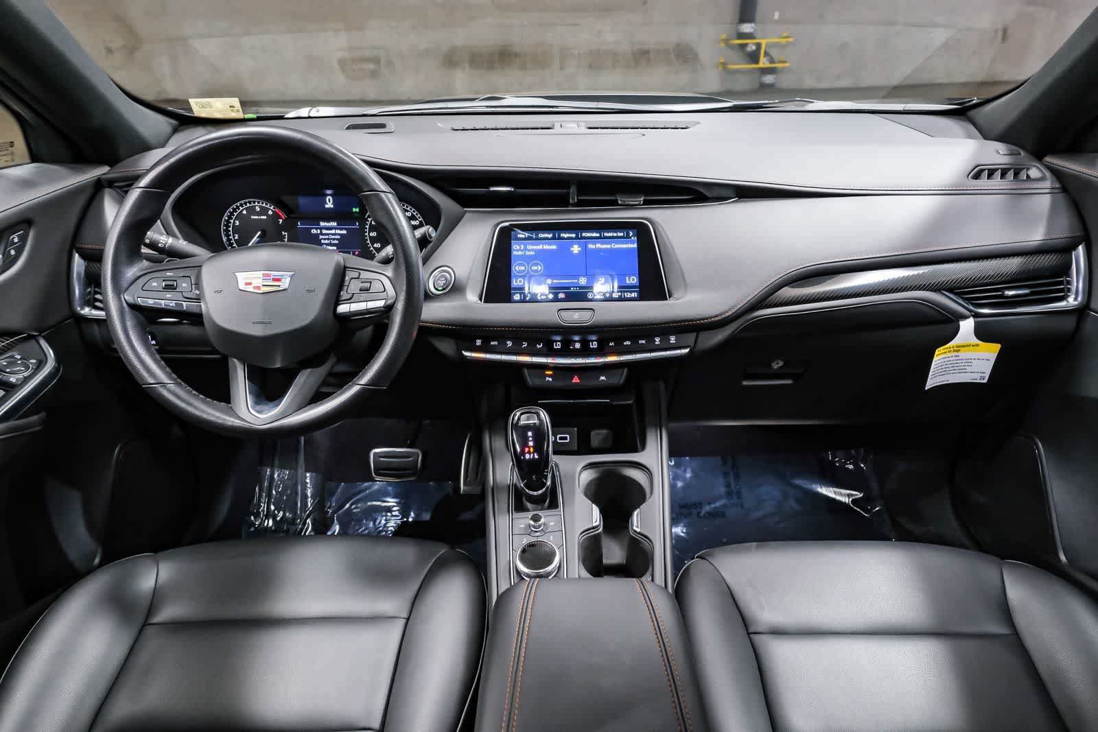 Used 2023 Cadillac XT4 Sport FWD image 15