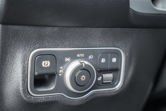 Certified 2023 Mercedes-Benz GLB 250 4MATIC image 38