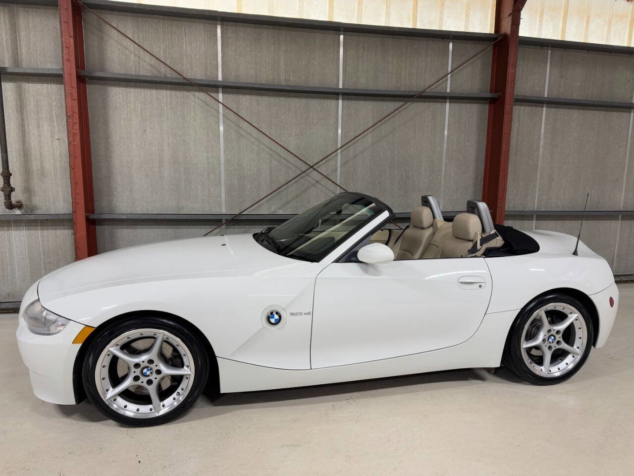 Used 2007 BMW Z4 3.0si image 5