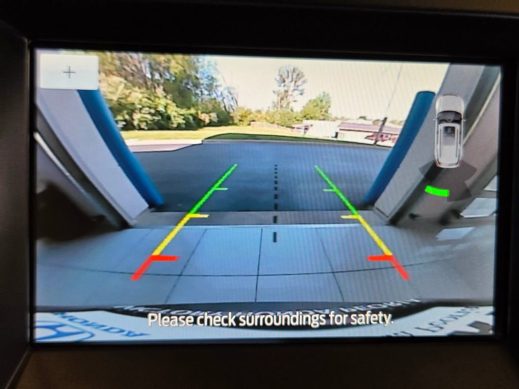 Used 2019 Ford Edge Titanium w/ Cold Weather Package AWD/4WD image 52