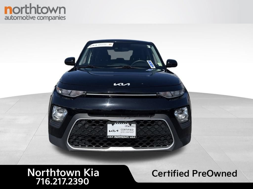 Certified 2022 Kia Soul LX w/ Technology Package FWD image 3