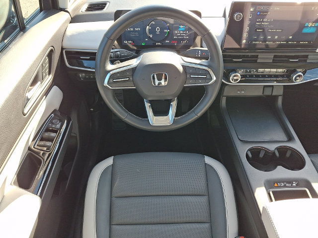 Used 2025 Honda Prologue Elite image 3