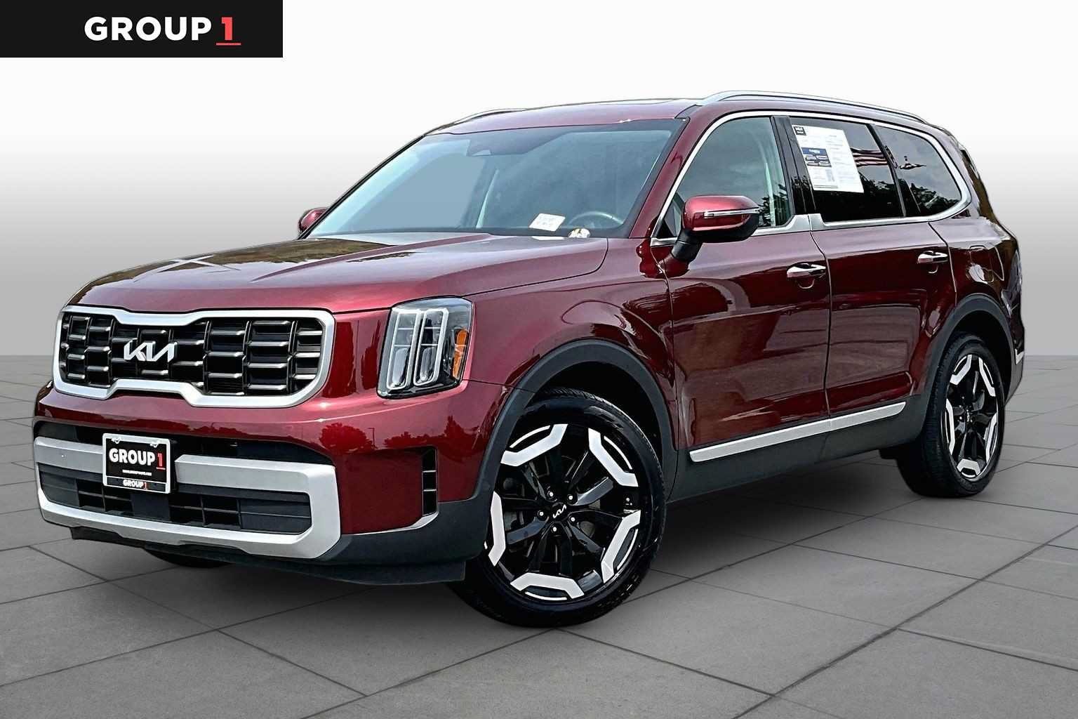 Used 2023 Kia Telluride S w/ S Sunroof Package
