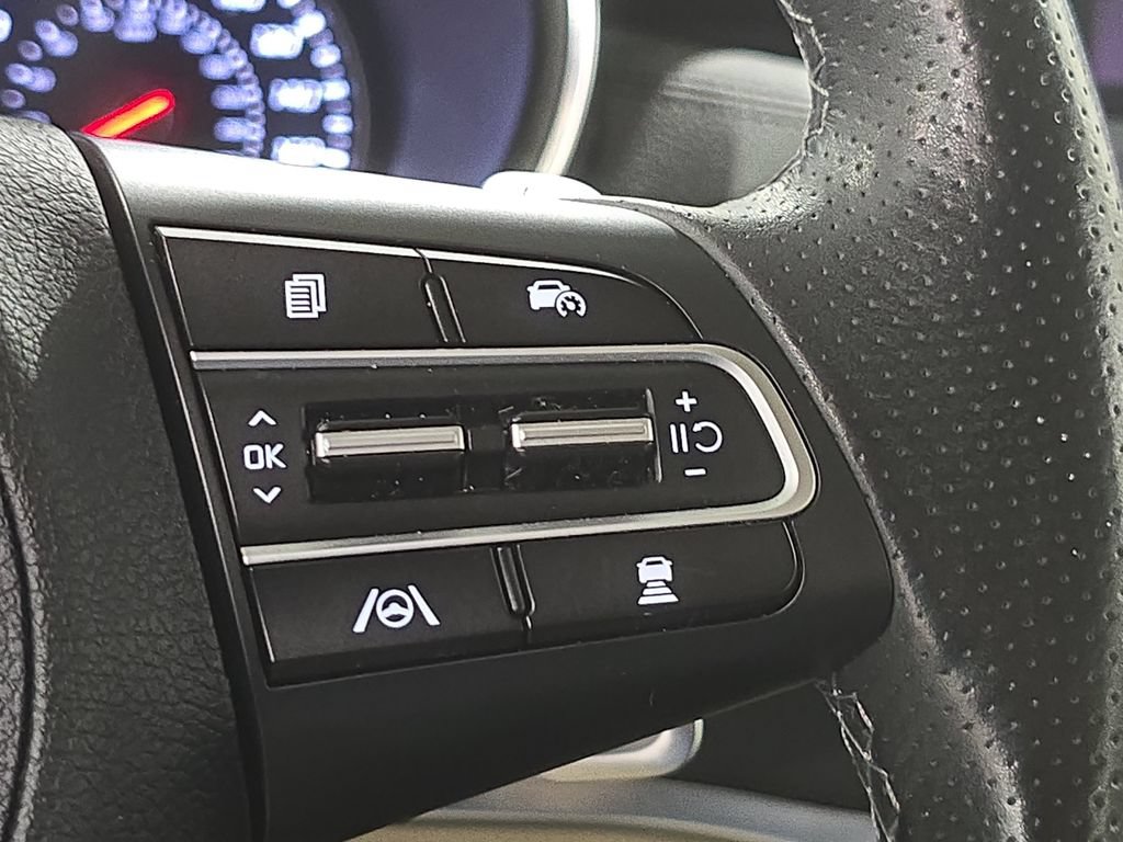 Used 2023 Kia Stinger GT-Line w/ Sun & Sound Package RWD image 13