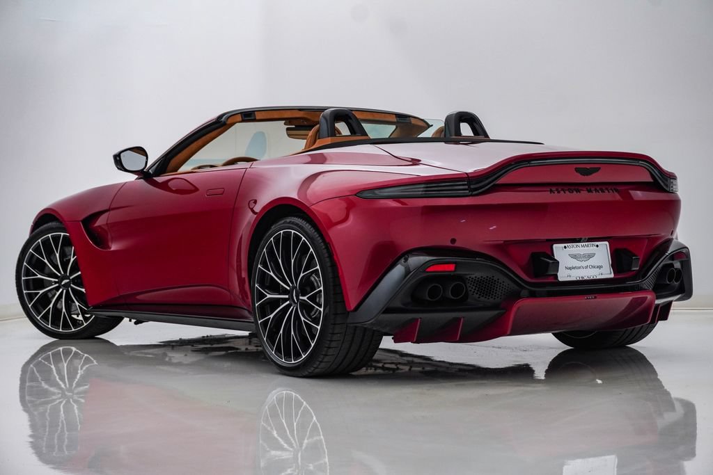 Used 2023 Aston Martin V8 Vantage Roadster RWD image 10