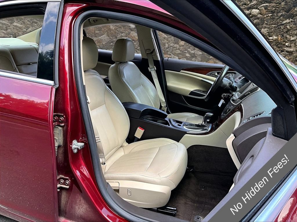 Used 2016 Buick Regal FWD image 7