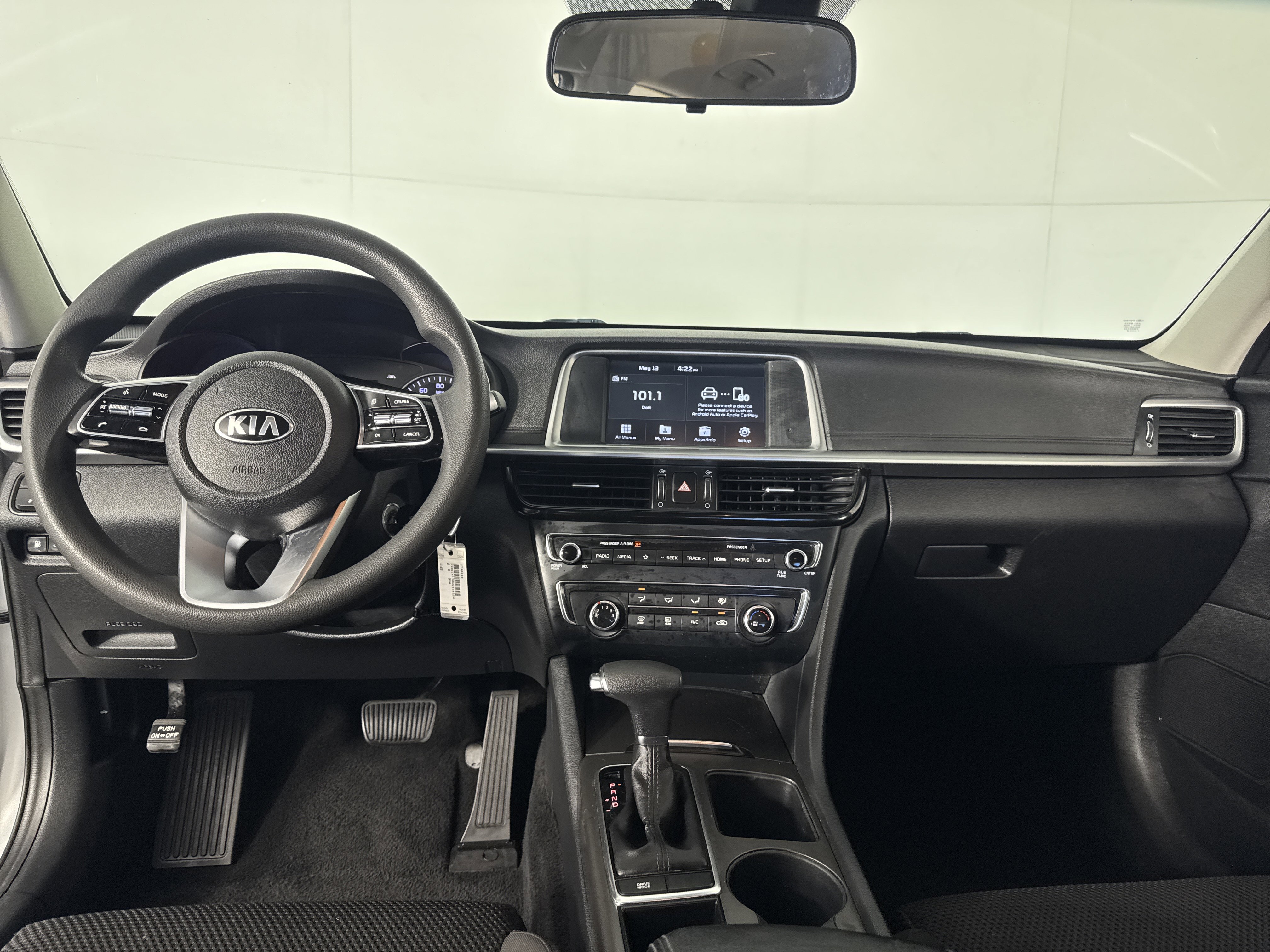 Used 2020 Kia Optima LX FWD image 18