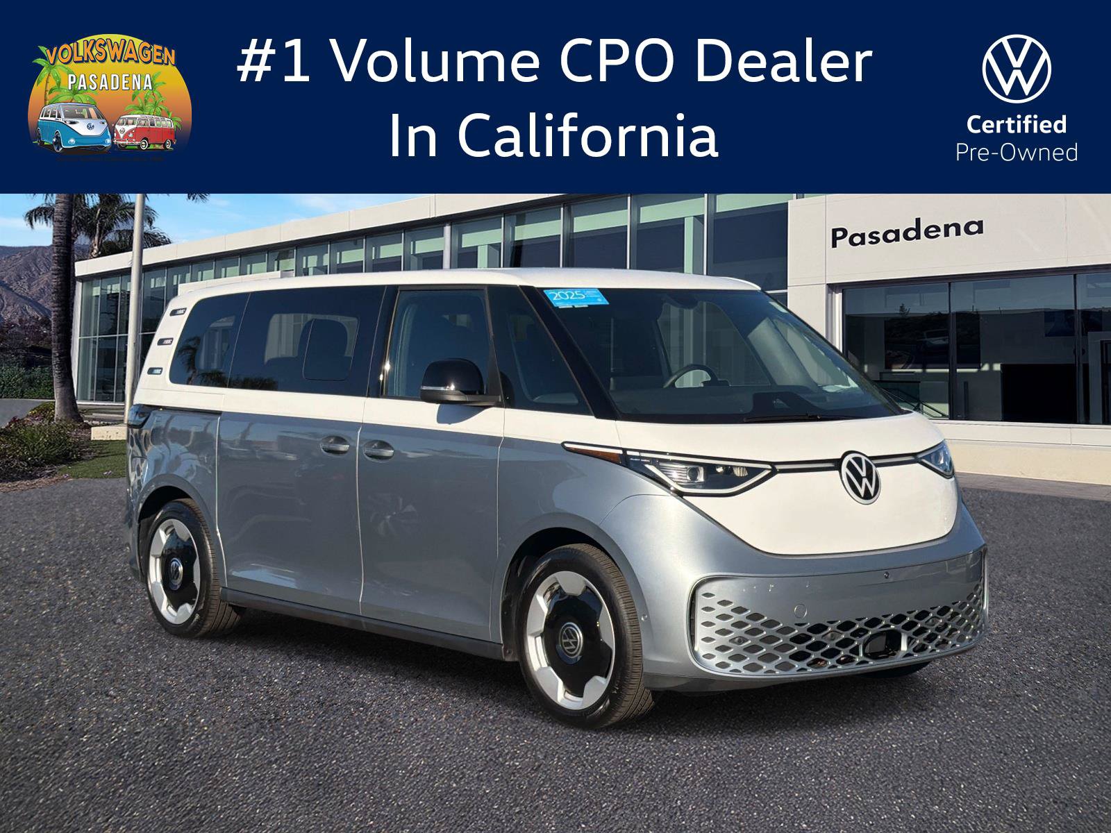 Certified 2025 Volkswagen ID. Buzz Pro S Plus RWD image 1