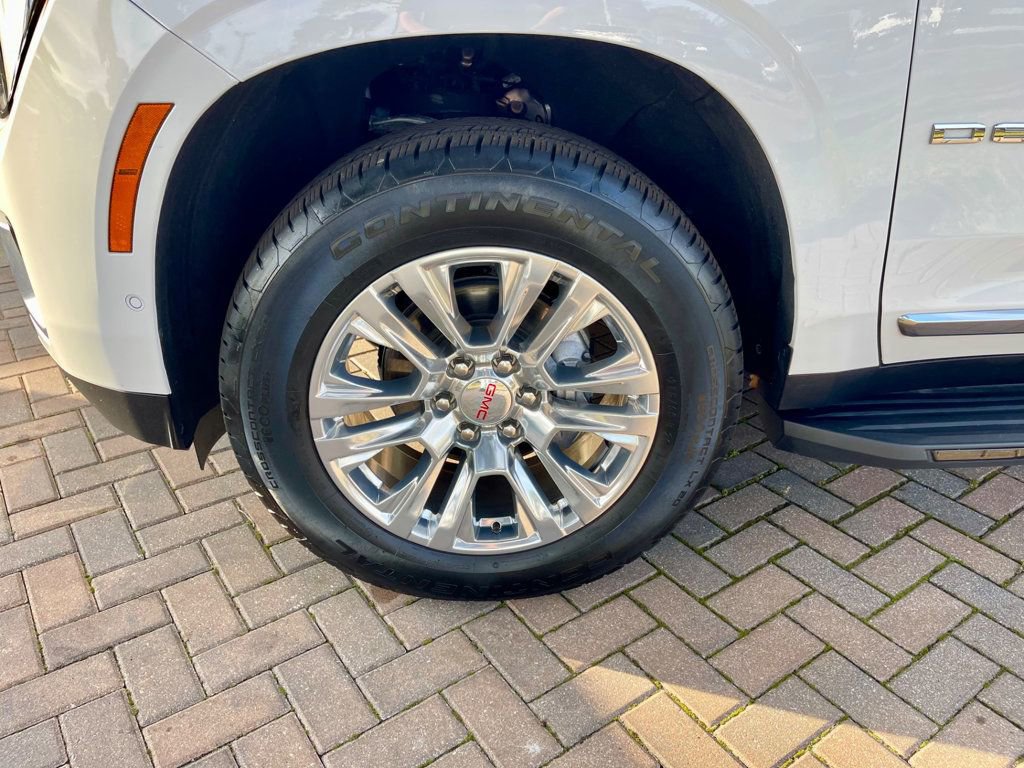 Used 2025 GMC Yukon Denali image 10