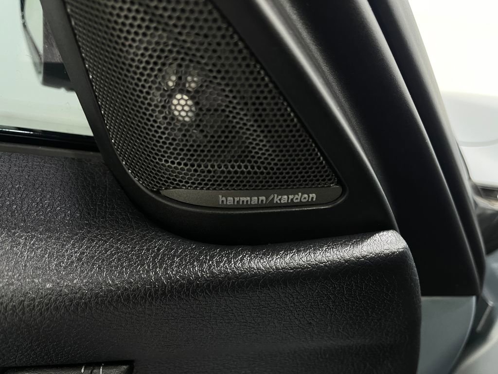 Used 2015 BMW M3 image 18