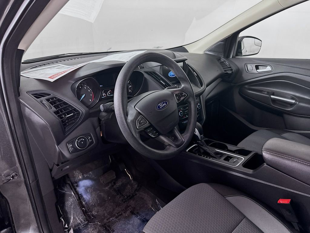 Used 2019 Ford Escape SE FWD image 14