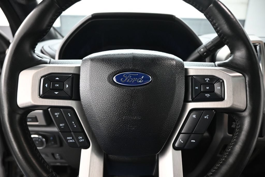 Used 2017 Ford F250 Platinum w/ Platinum Ultimate Package AWD/4WD image 10