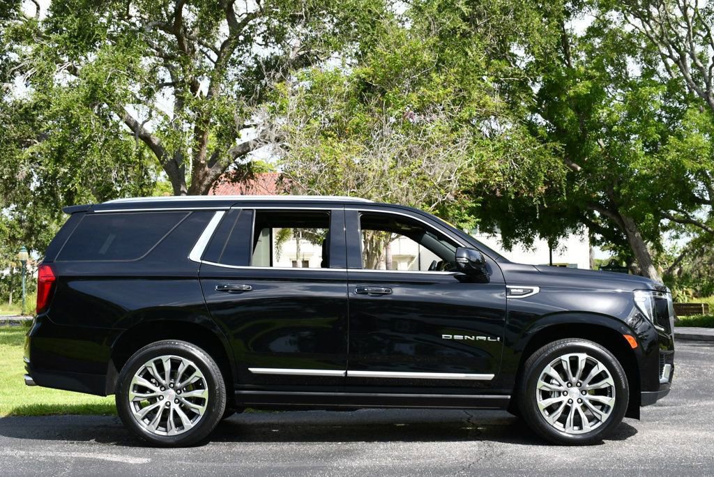 Used 2021 GMC Yukon Denali w/ Denali Premium Package image 41