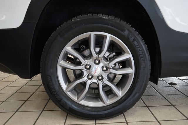 Used 2022 GMC Terrain SLT image 49