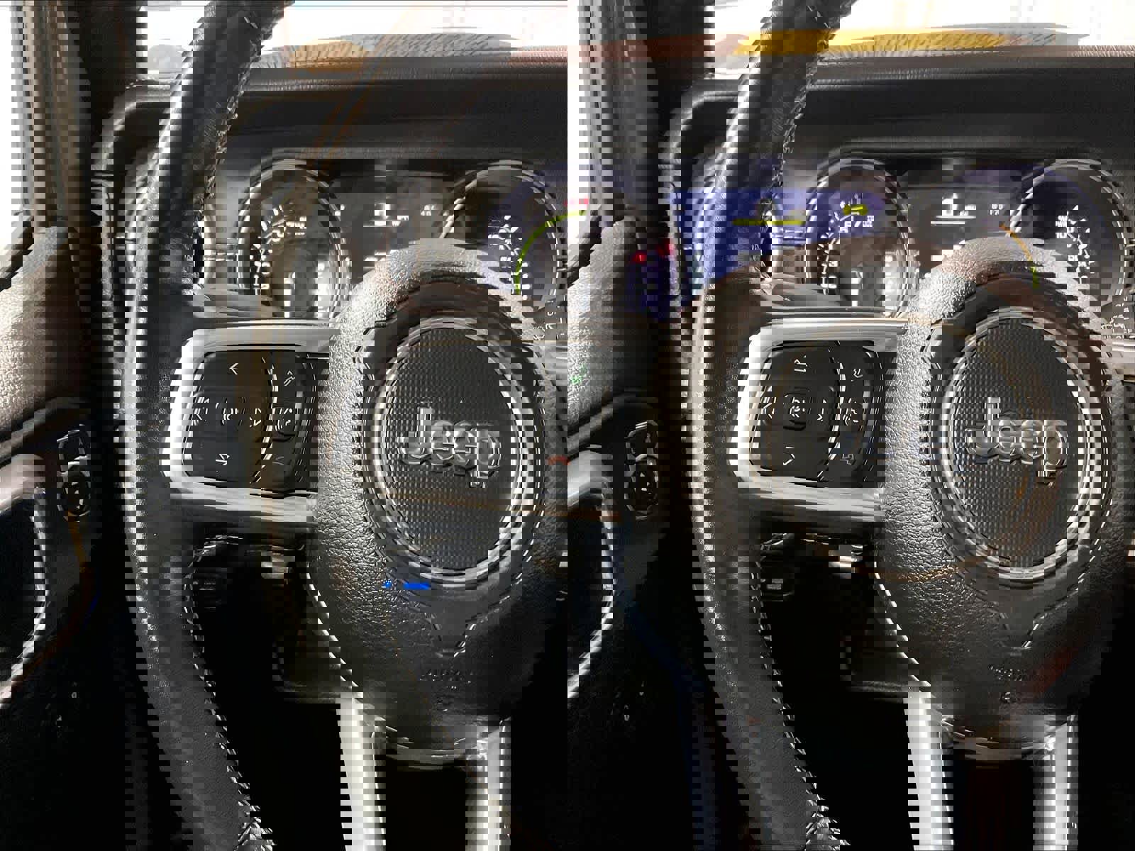 Used 2022 Jeep Wrangler Unlimited Sahara w/ Cold Weather Group image 22