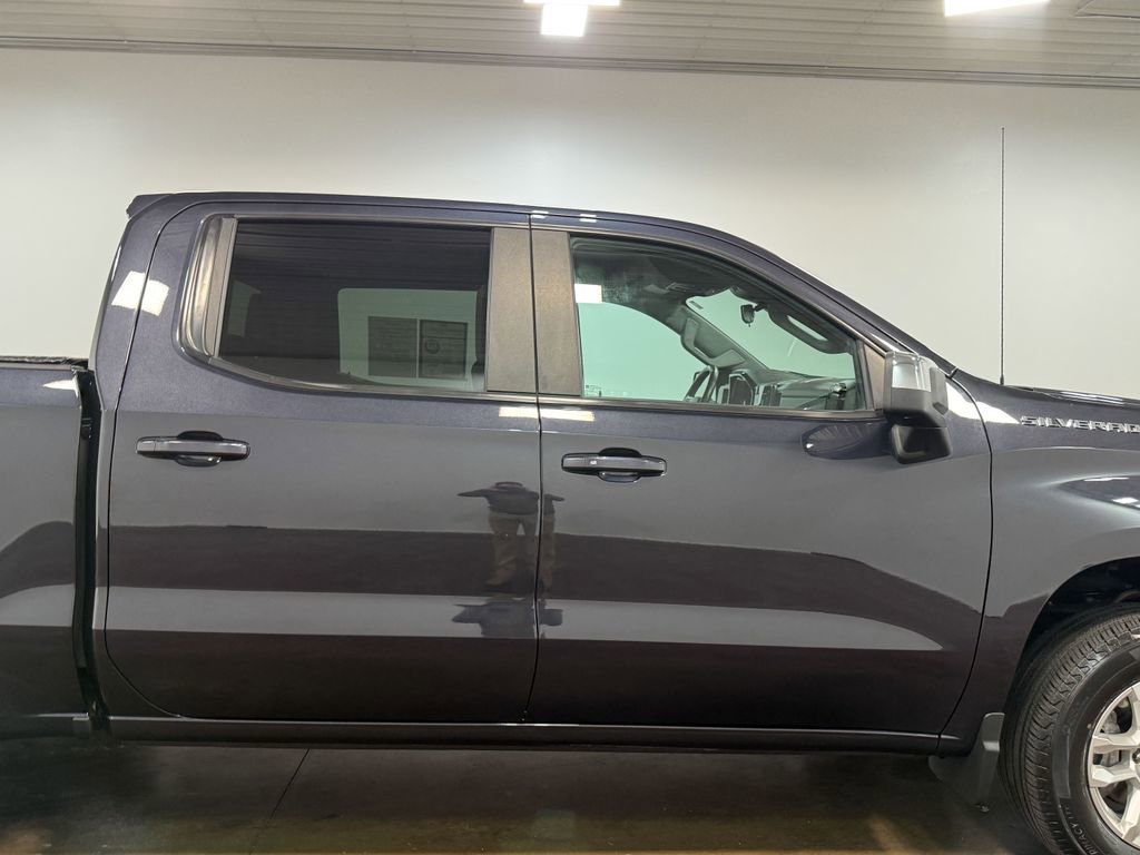 Used 2022 Chevrolet Silverado 1500 LT image 35