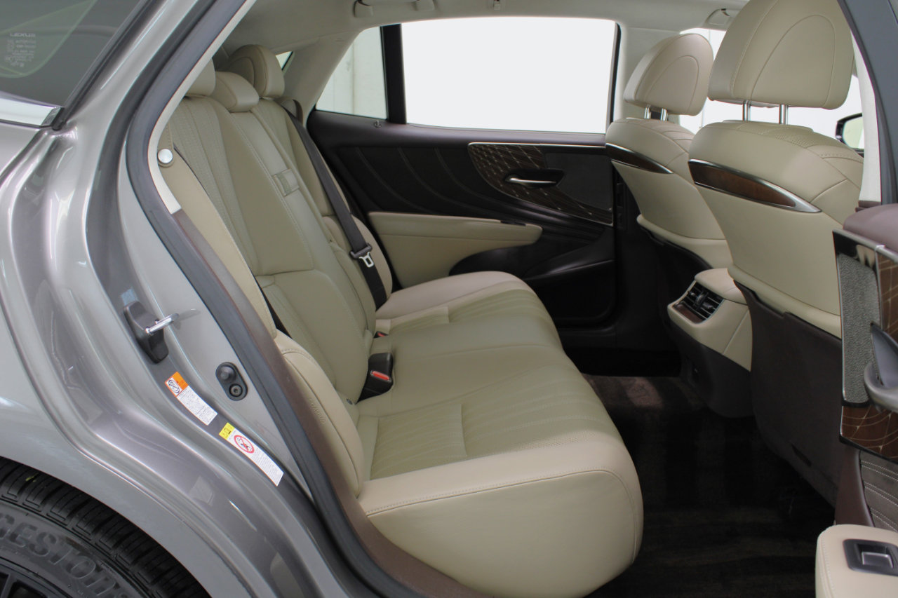 Used 2019 Lexus LS 500 image 44