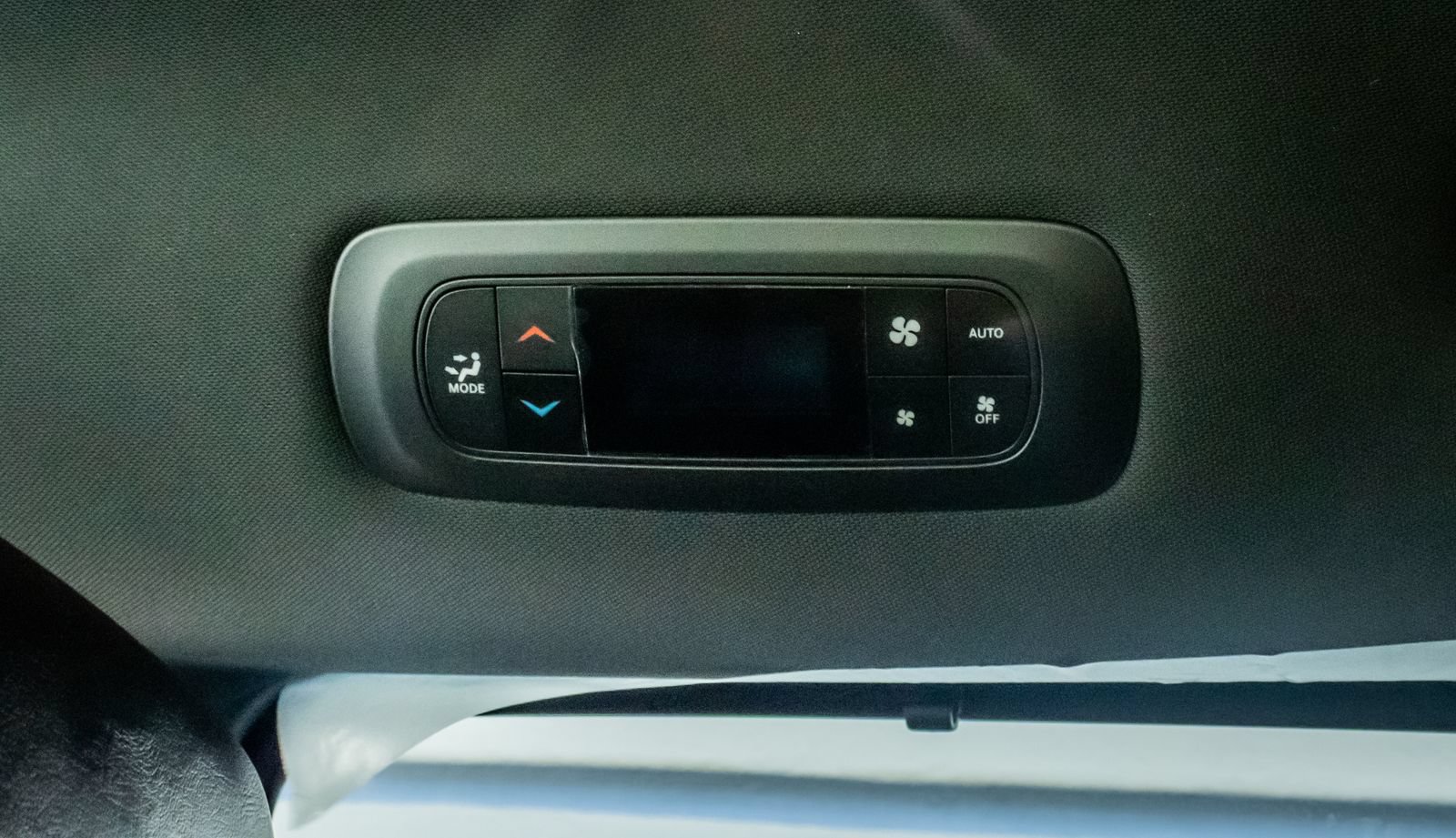 Used 2026 Chrysler Pacifica Select FWD image 19