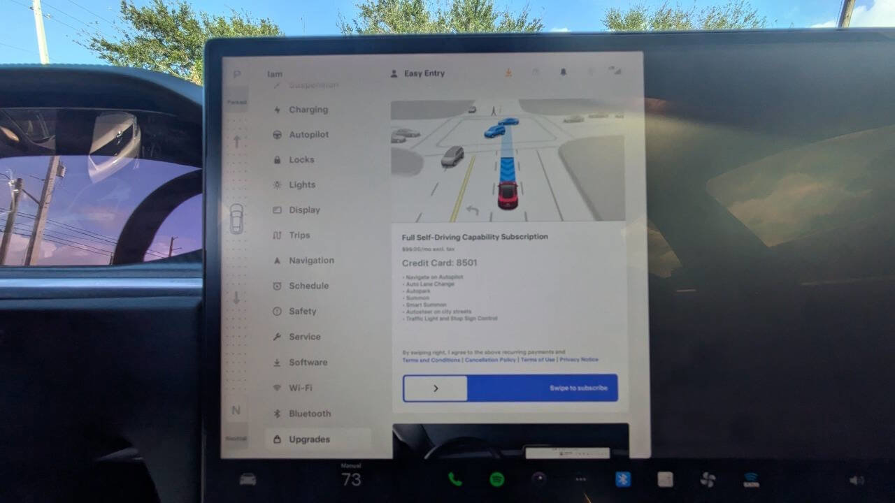 Used 2021 Tesla Model S Plaid image 9