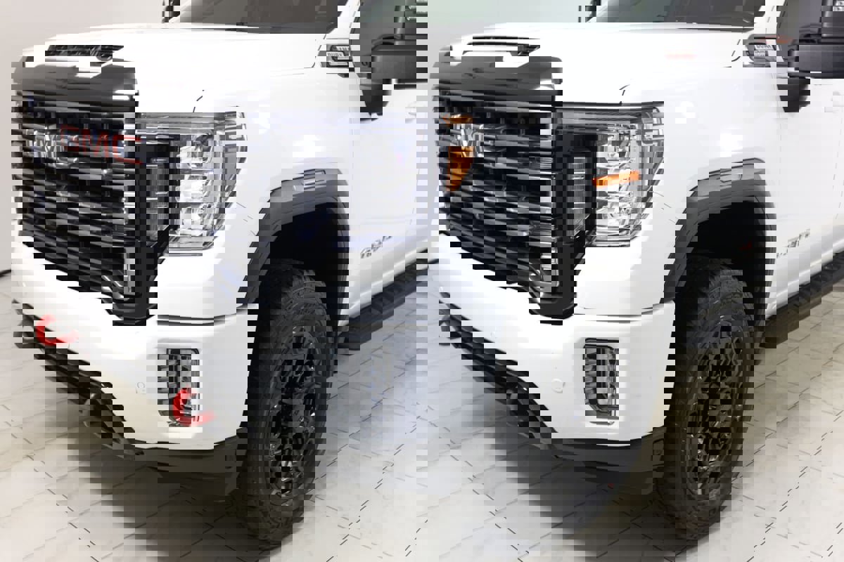 Used 2023 GMC Sierra 2500 AT4 w/ AT4 Preferred Package AWD/4WD image 39