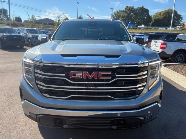Used 2024 GMC Sierra 1500 SLT w/ SLT Premium Plus Package AWD/4WD image 2