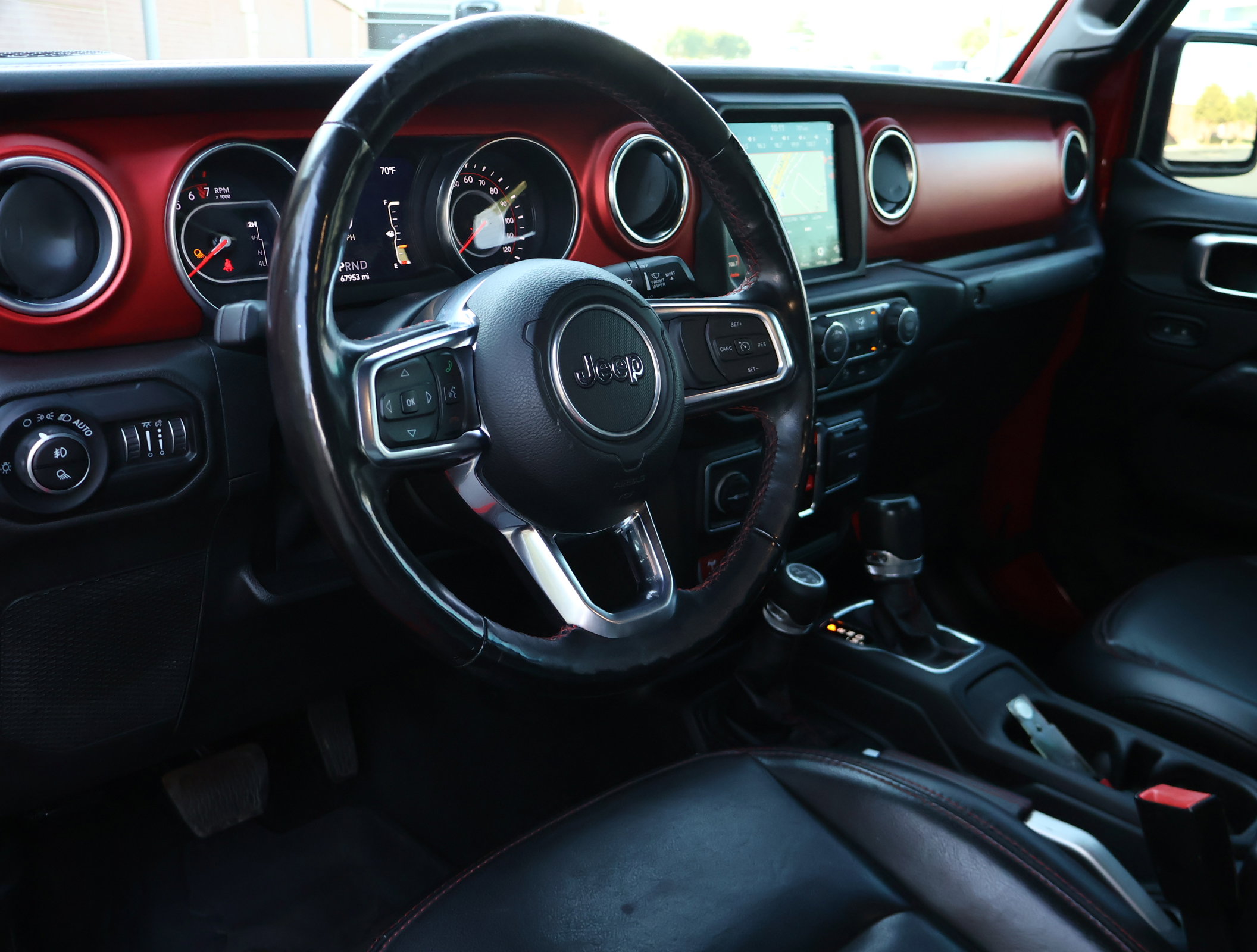 Used 2020 Jeep Gladiator Rubicon image 3