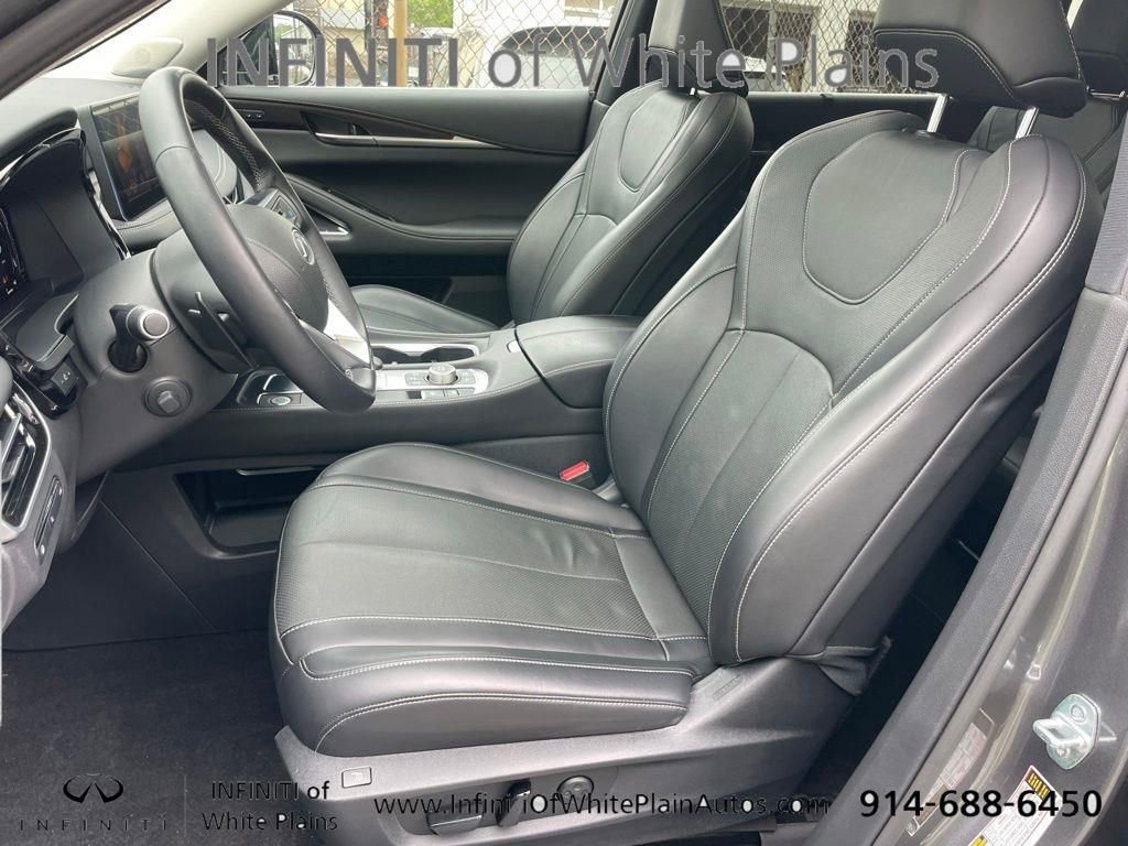 Used 2023 INFINITI QX60 Luxe w/ Cargo Package AWD/4WD image 6