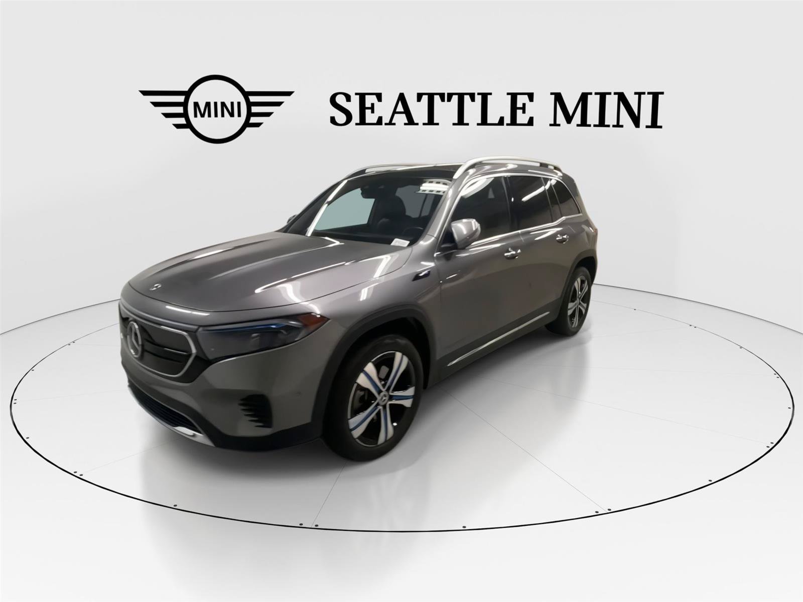Used 2022 Mercedes-Benz EQB 350 4MATIC image 5