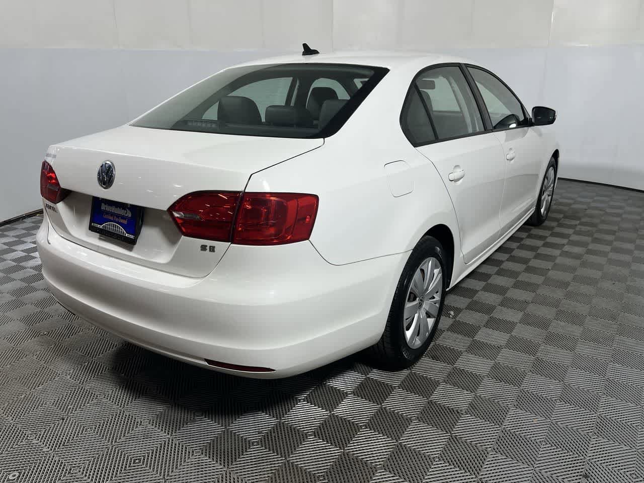 Used 2014 Volkswagen Jetta SE FWD image 8
