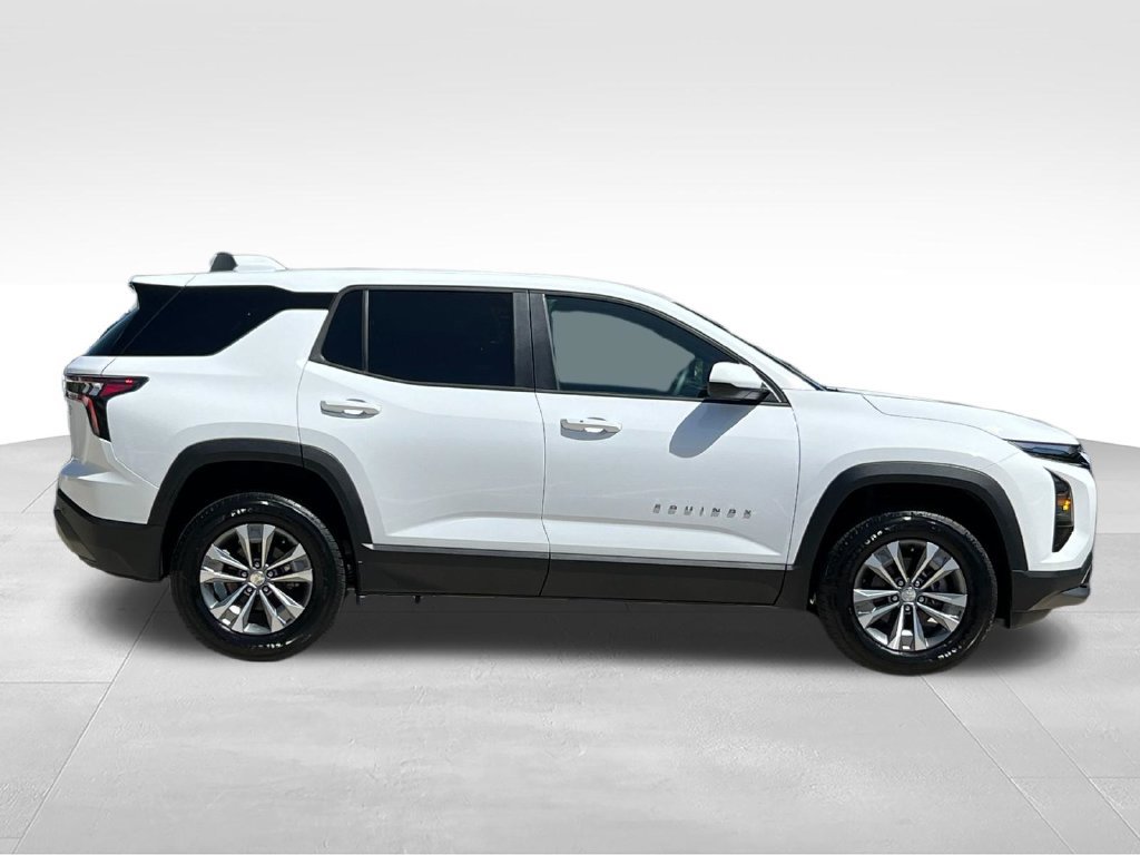 New 2026 Chevrolet Equinox LT FWD image 4